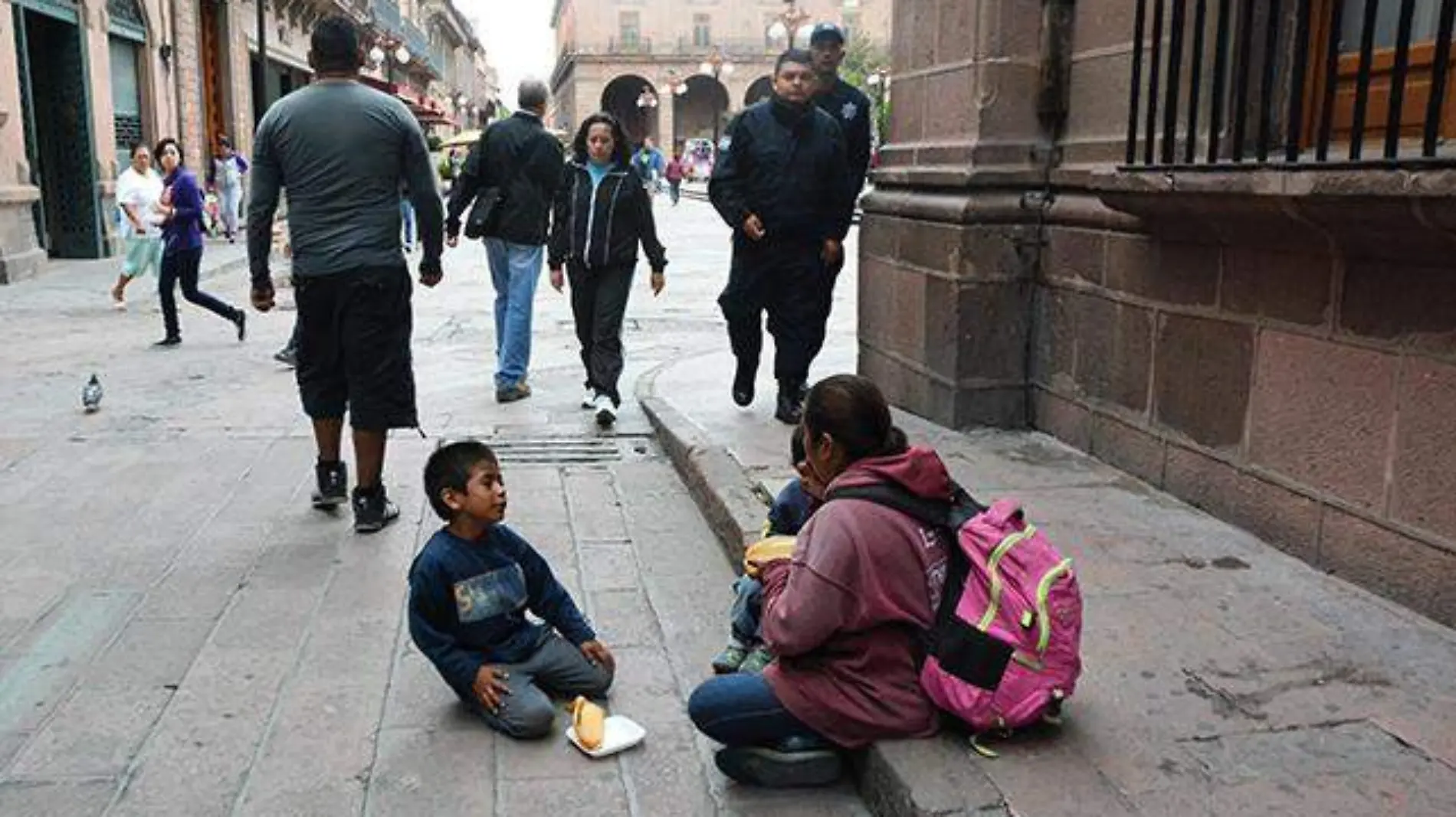 comiendo pobreza